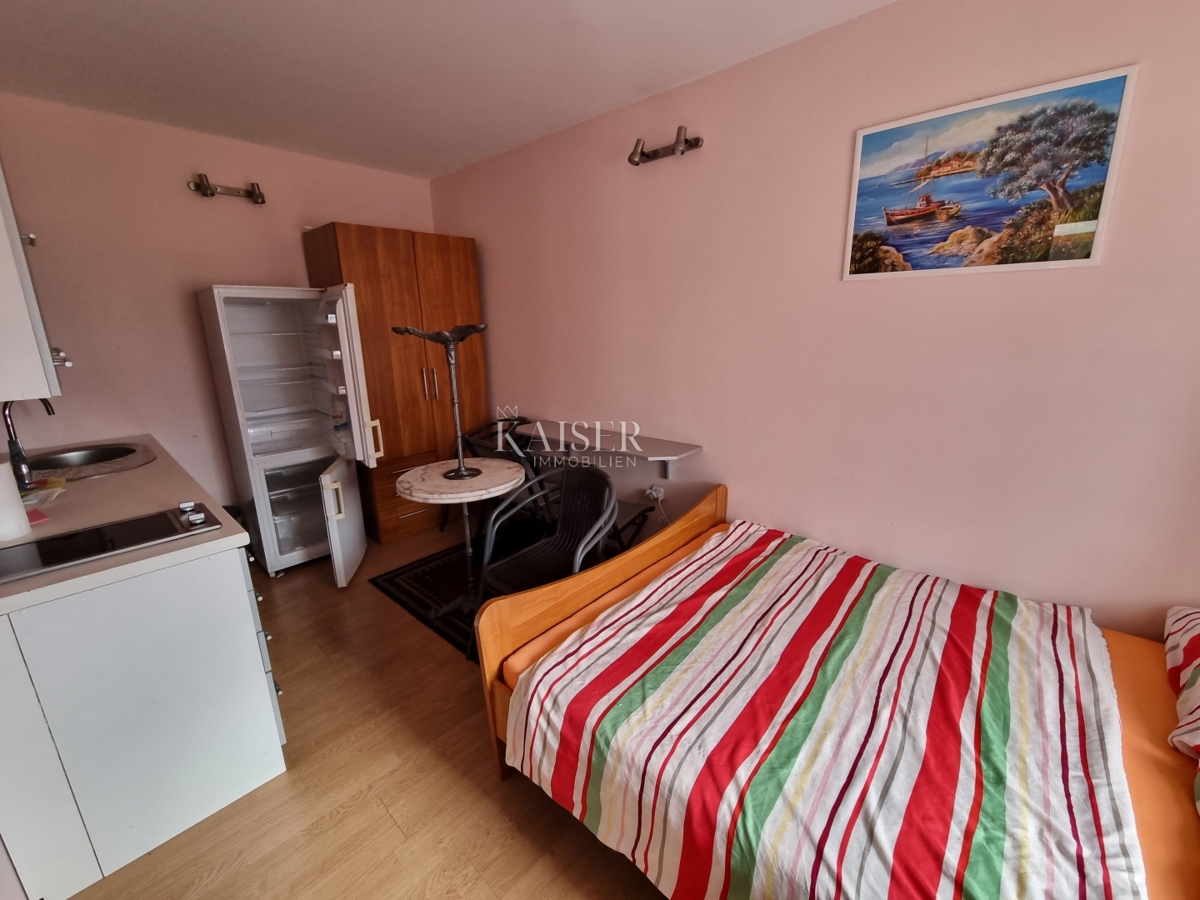 Crikvenica - casa nel centro, 100m2, 2 posti auto