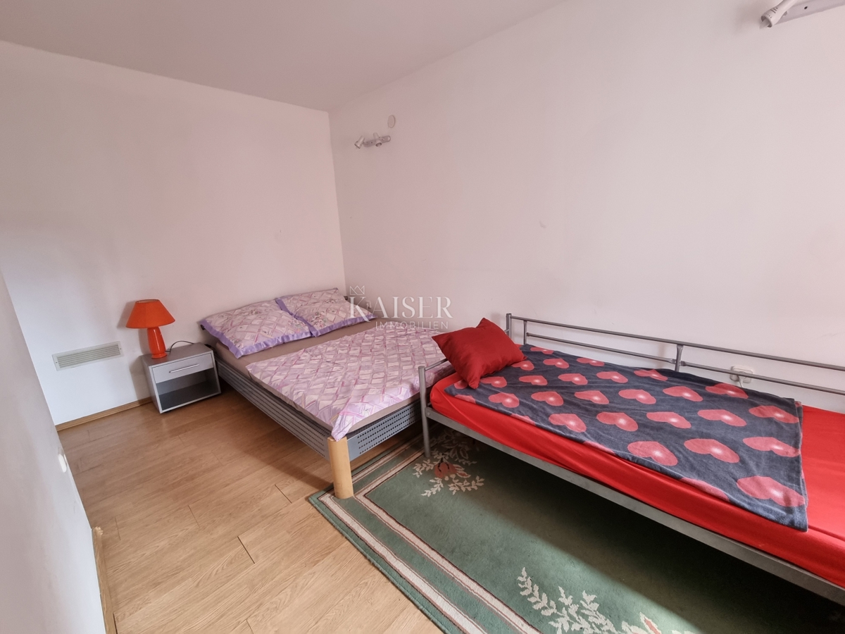 Crikvenica - casa nel centro, 100m2, 2 posti auto
