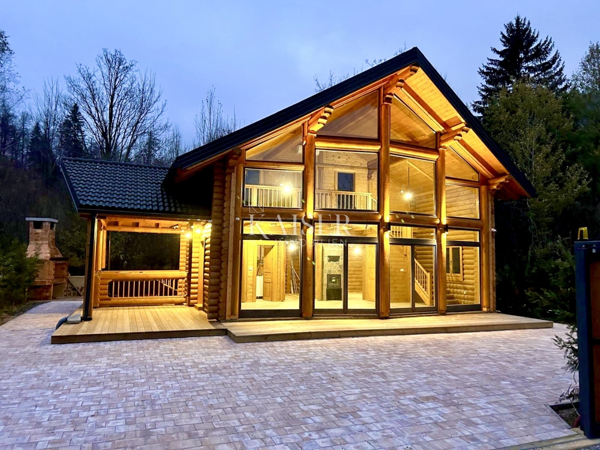 Fužine - Casa in legno di nuova costruzione 124 m2