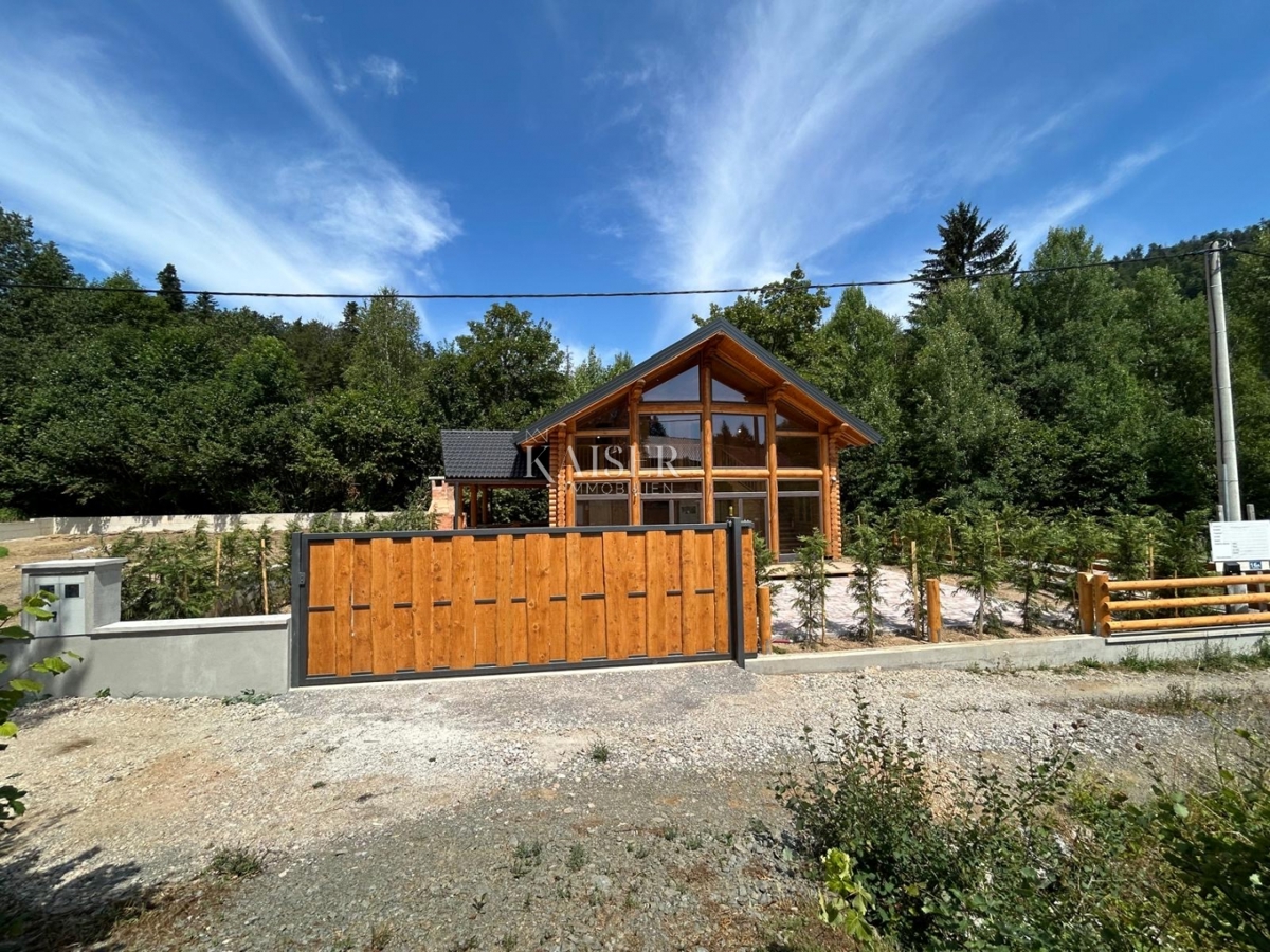 Fužine - Casa in legno di nuova costruzione 124 m2