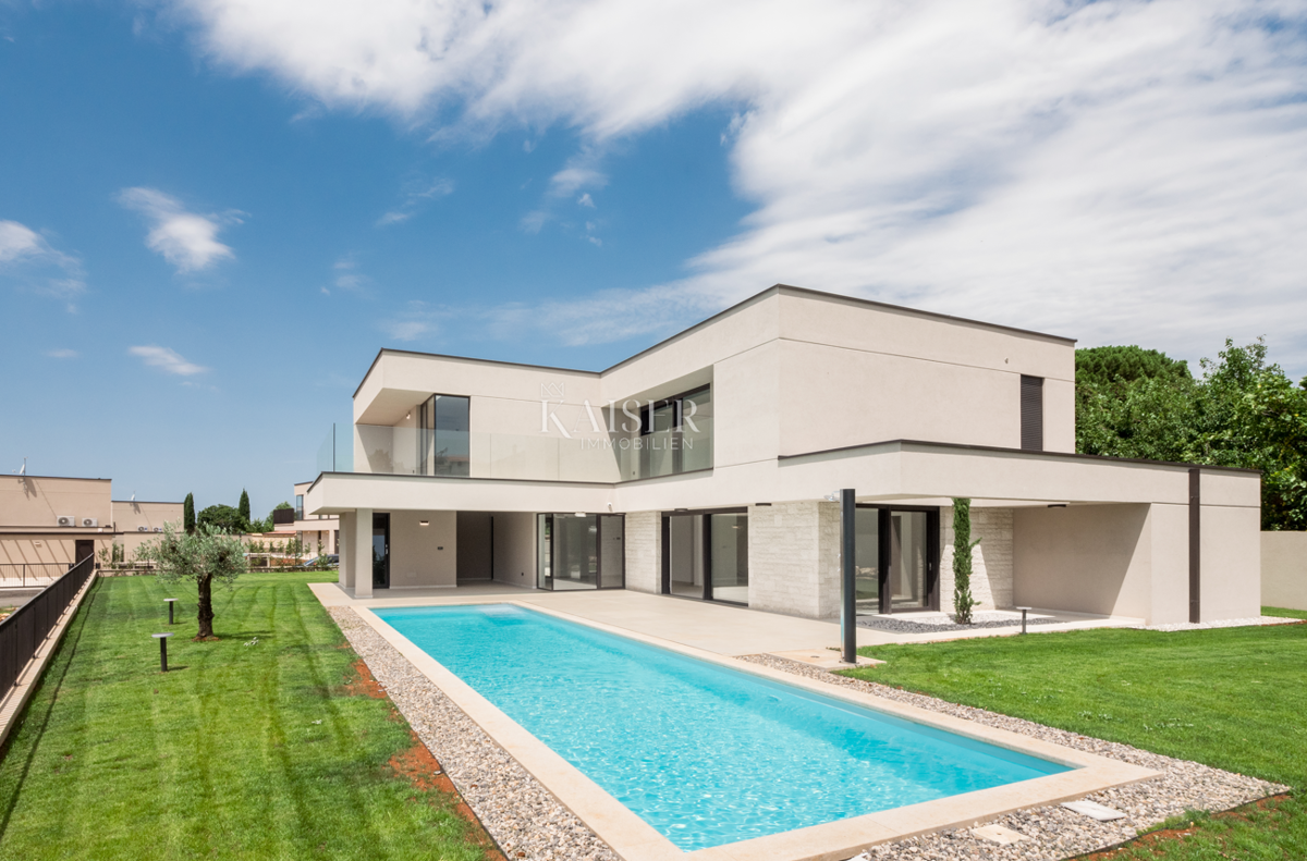 Istria - Parenzo, villa di lusso con sauna e vista mare