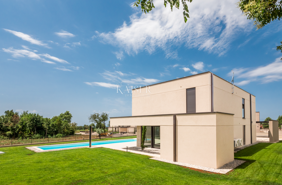 Istria - Parenzo, villa di lusso con sauna e vista mare
