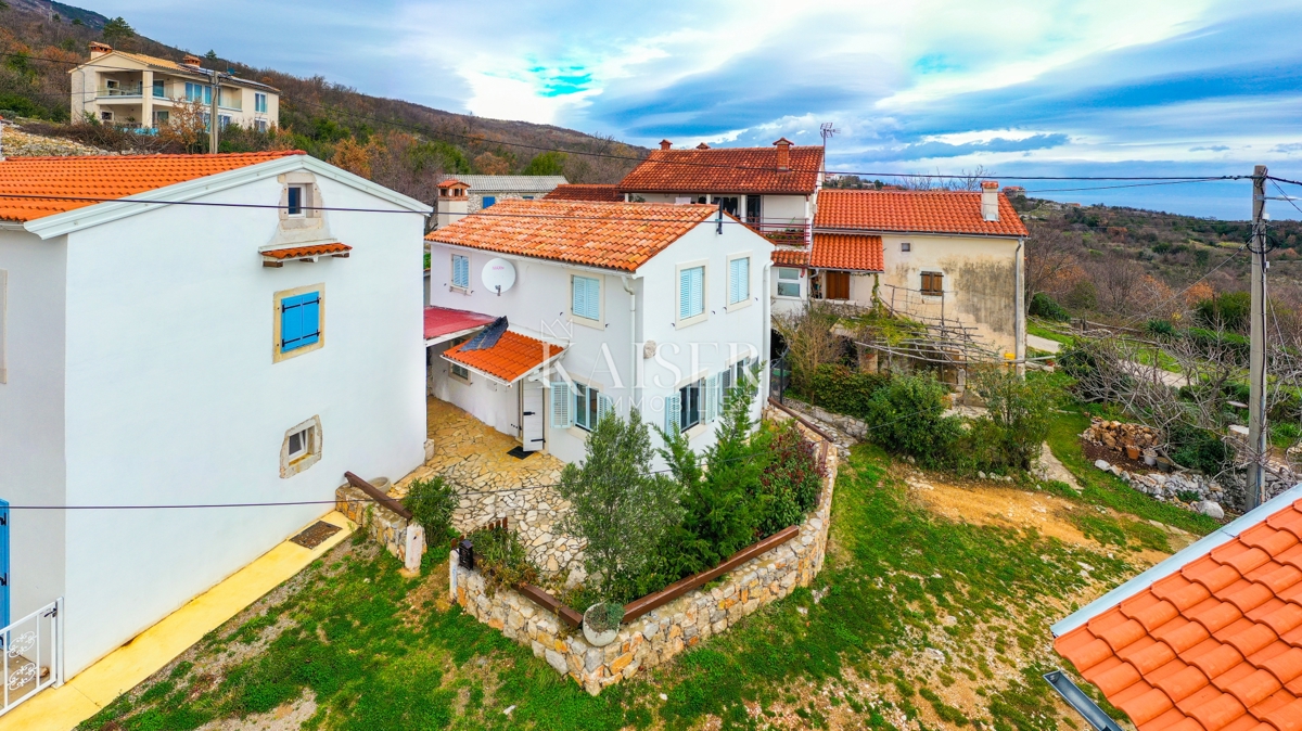 Brseč - casa con vista mare, 98 m2