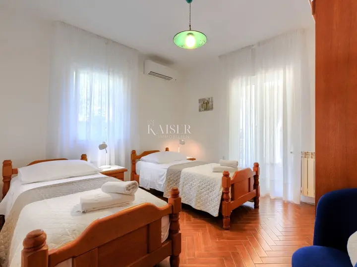 Labin - villa rustica con vista mare, 260 m2