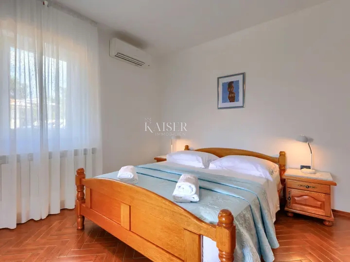 Labin - villa rustica con vista mare, 260 m2