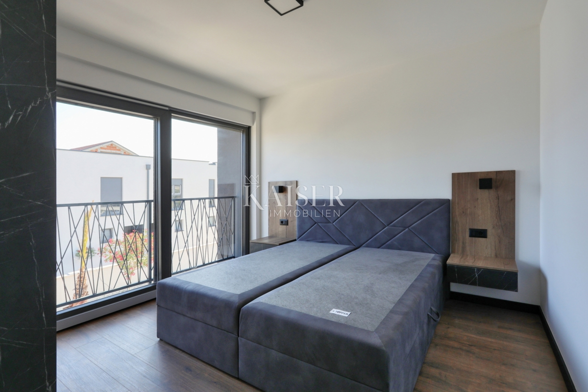 Zara, Privlaka appartamento su due piani con ampio giardino vicino al mare