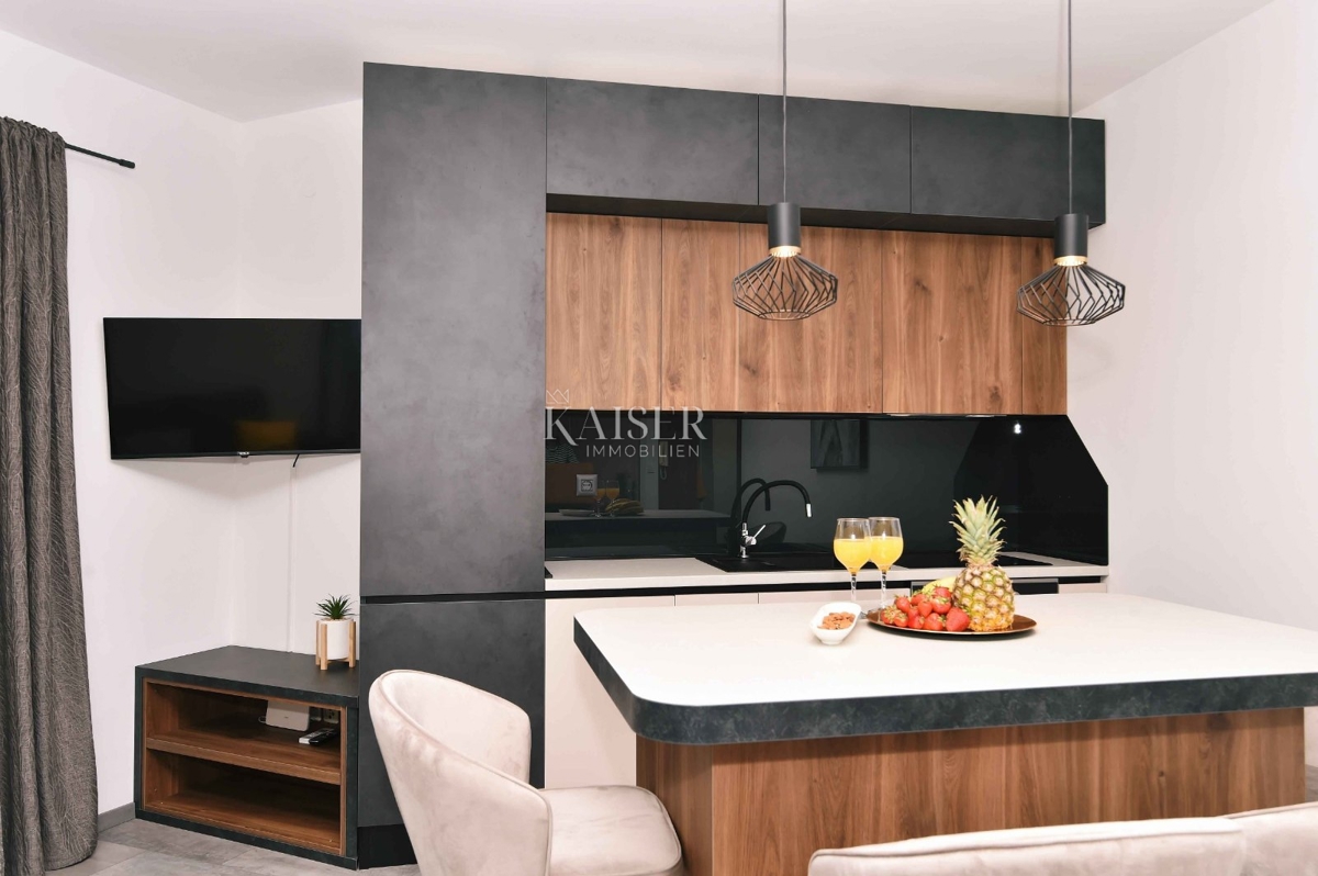 Abbazia - lussuoso appartamento con 1 camera da letto e parcheggio