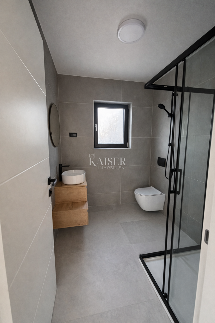 Privlaka nuova costruzione, appartamento a 200 metri dal mare