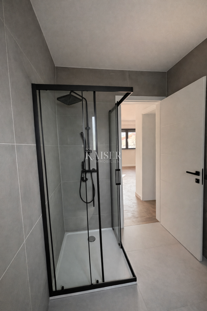 Privlaka nuova costruzione, appartamento a 200 metri dal mare