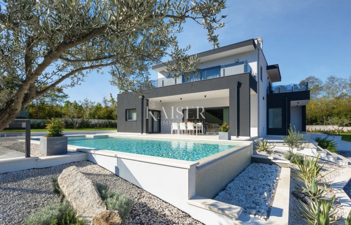 Istria, Barban - villa moderna nella natura, 180 m2