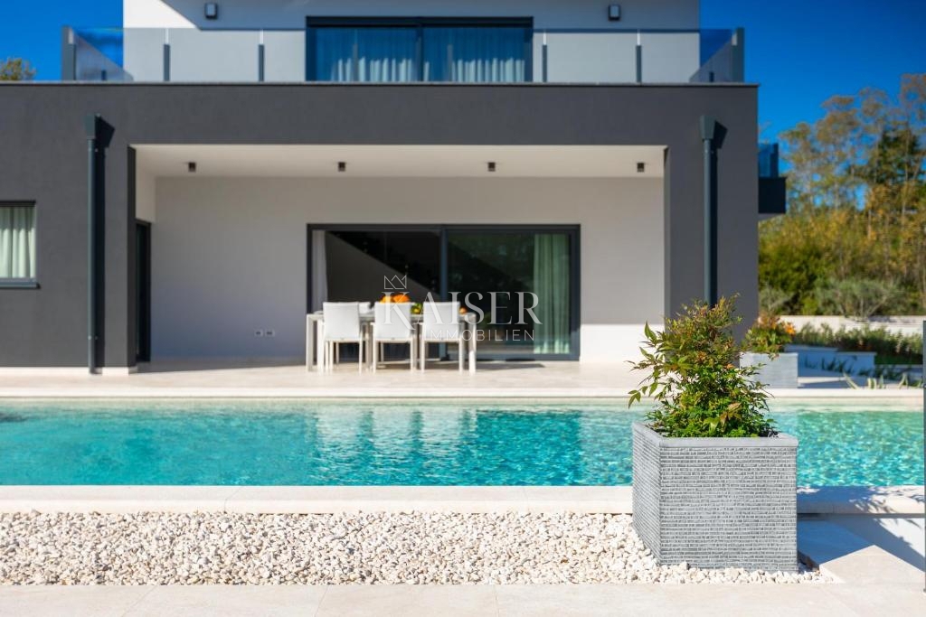 Istria, Barban - villa moderna nella natura, 180 m2