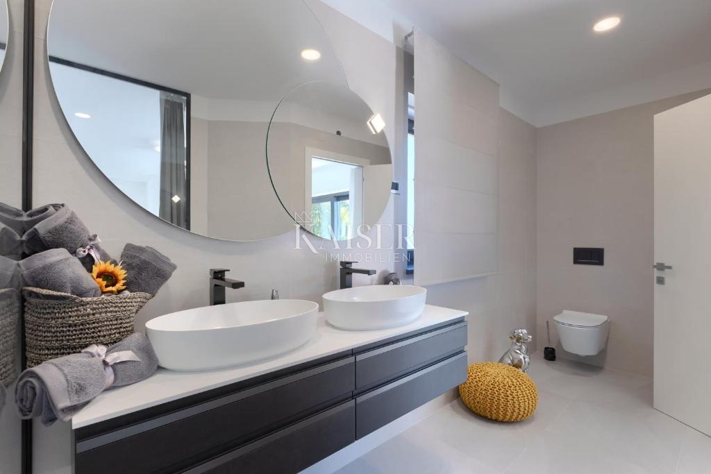 Istria, Barban - villa moderna nella natura, 180 m2