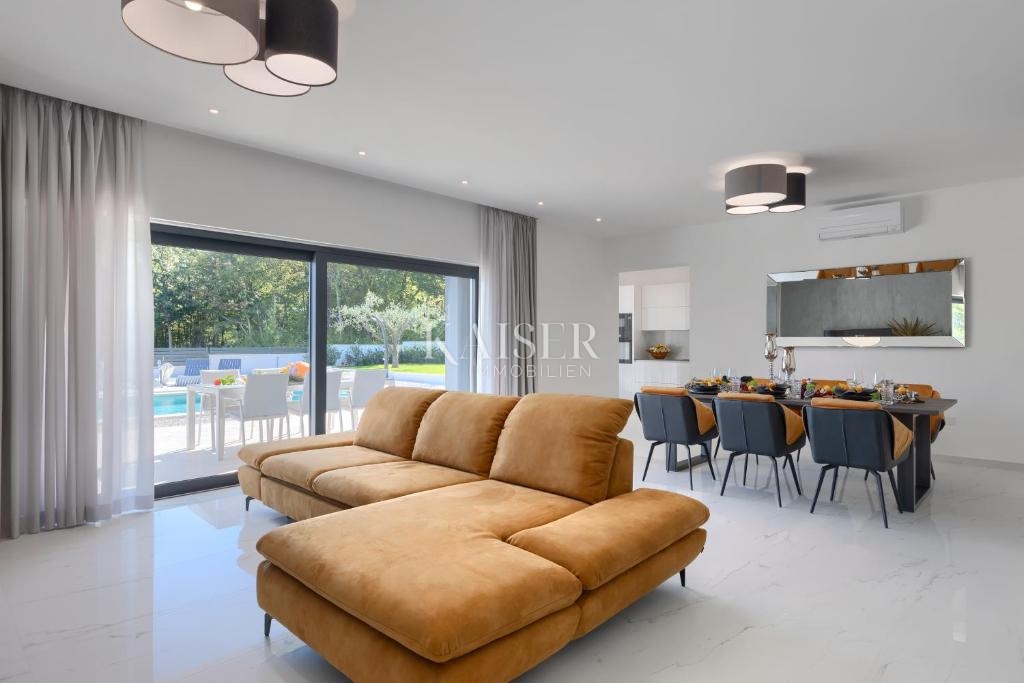 Istria, Barban - villa moderna nella natura, 180 m2