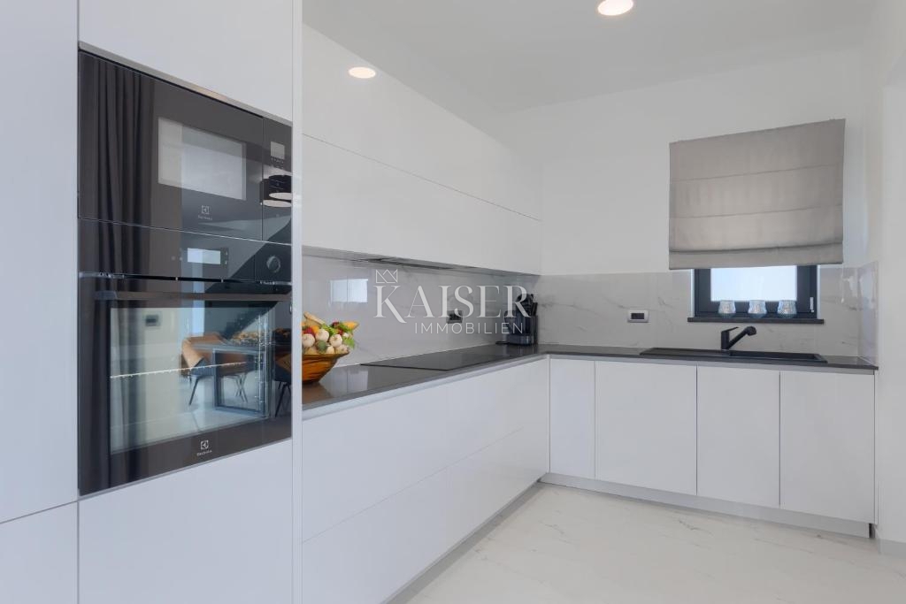 Istria, Barban - villa moderna nella natura, 180 m2
