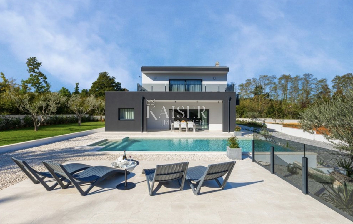 Istria, Barban - villa moderna nella natura, 180 m2