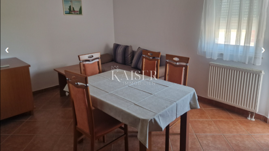 Istria, Umago, dintorni - casa con 7 appartamenti e piscina vicino al mare