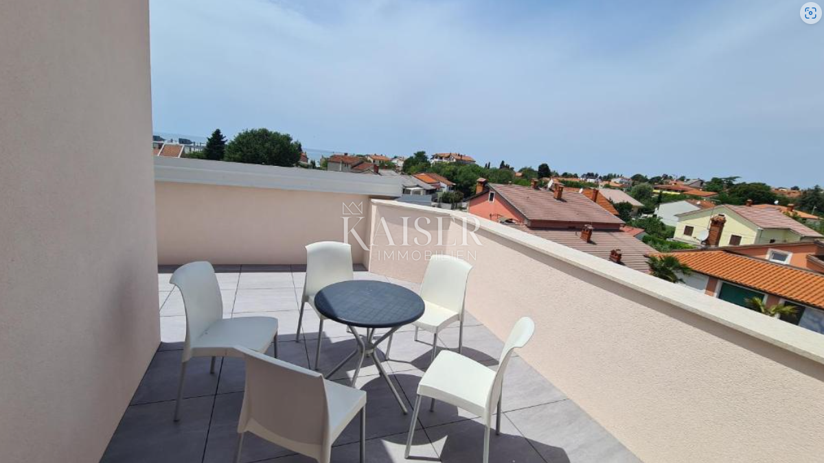 Istria, Umago, dintorni - casa con 7 appartamenti e piscina vicino al mare