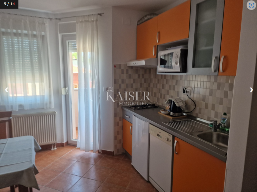 Istria, Umago, dintorni - casa con 7 appartamenti e piscina vicino al mare