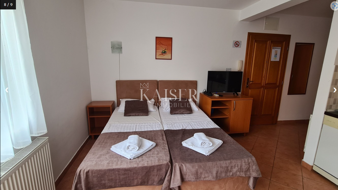 Istria, Umago, dintorni - casa con 7 appartamenti e piscina vicino al mare