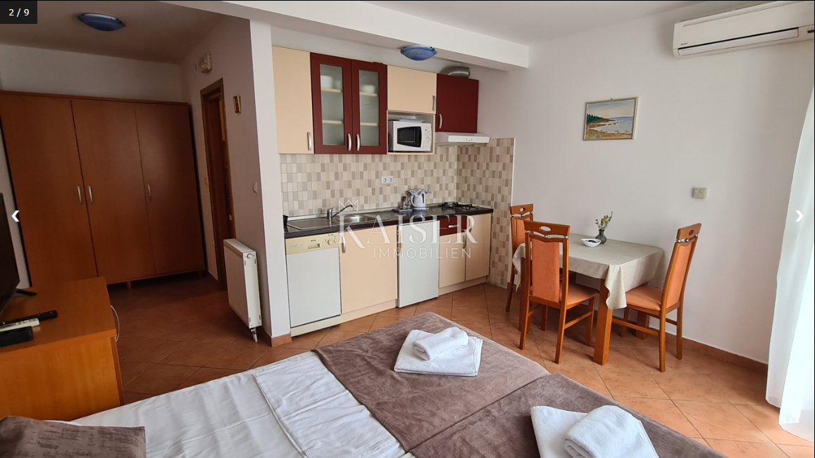 Istria, Umago, dintorni - casa con 7 appartamenti e piscina vicino al mare