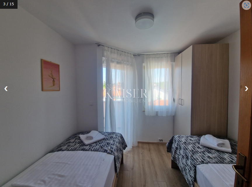 Istria, Umago, dintorni - casa con 7 appartamenti e piscina vicino al mare