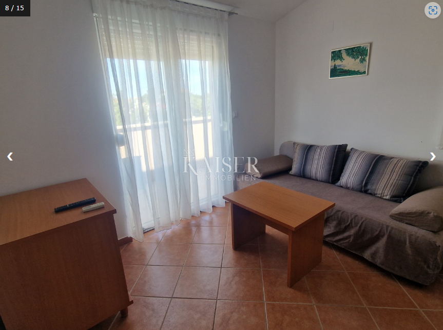 Istria, Umago, dintorni - casa con 7 appartamenti e piscina vicino al mare