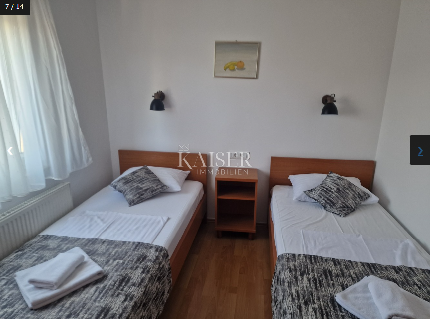 Istria, Umago, dintorni - casa con 7 appartamenti e piscina vicino al mare