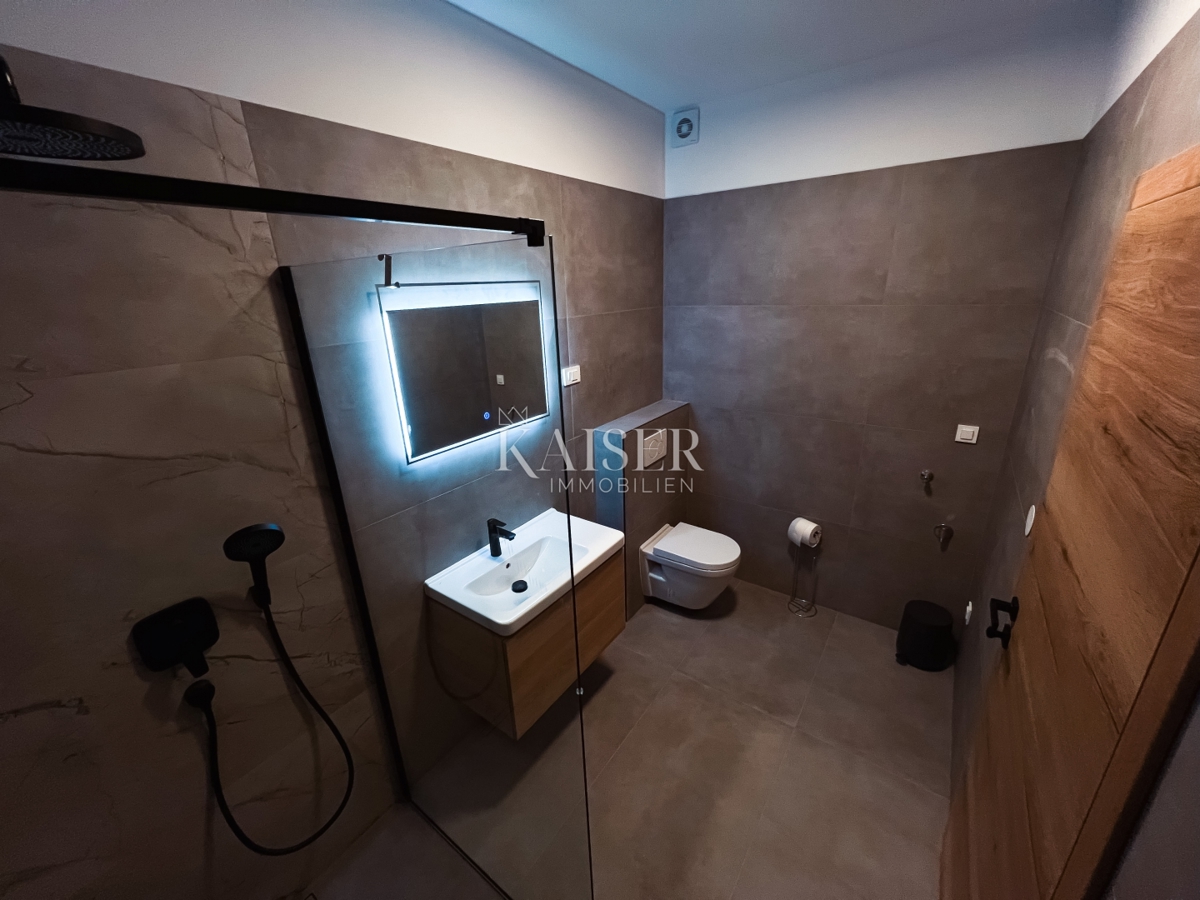 Istria, Pomer - villa moderna 188m2 vicino al mare 