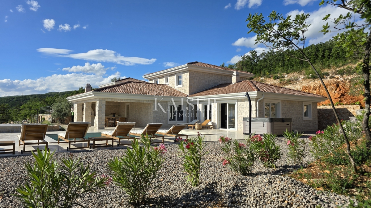 Villa Jadranovo, Crikvenica, 246m2