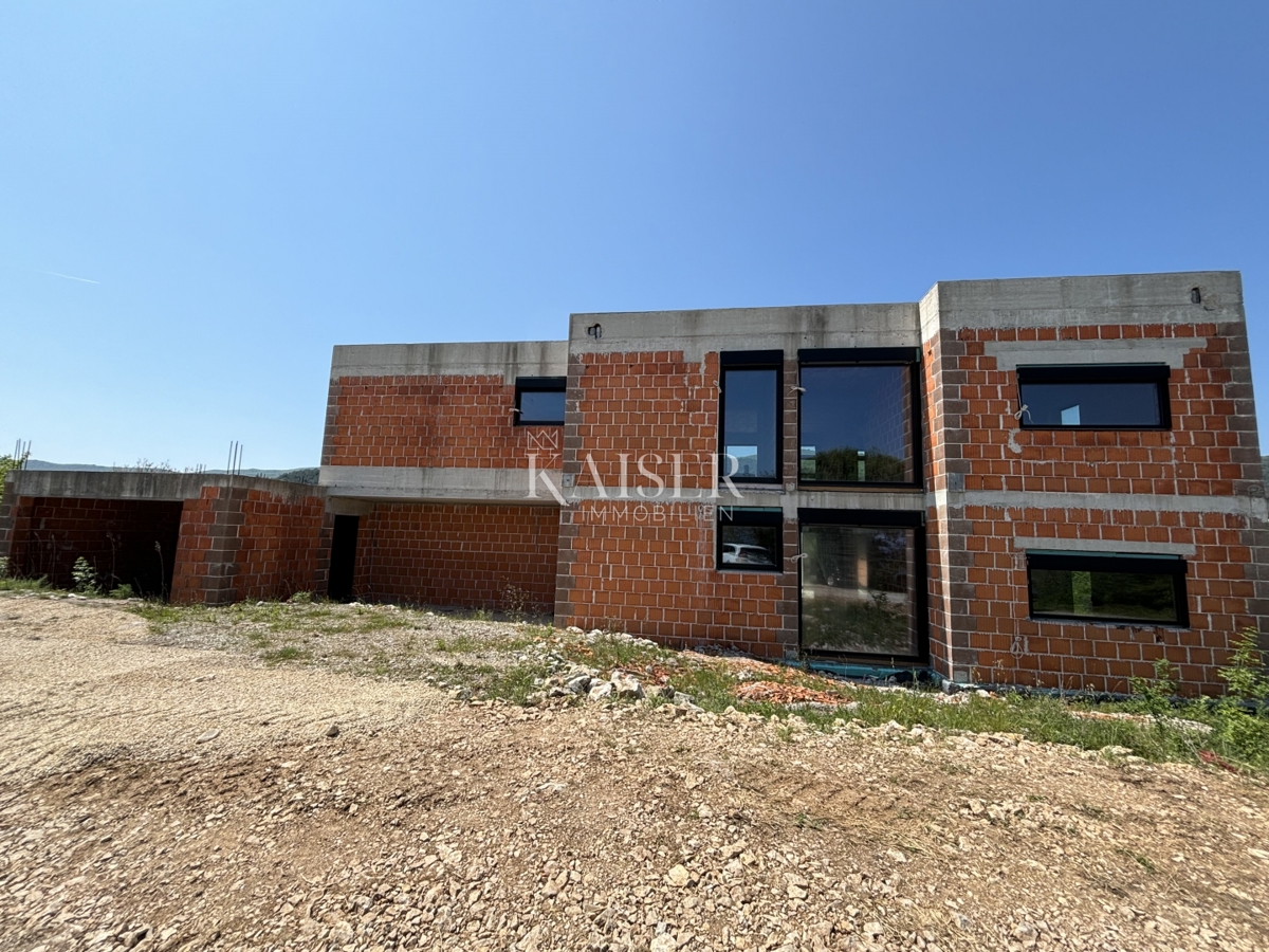 Istria, Rabac - villa unica a 90 m dal mare, 465 m2