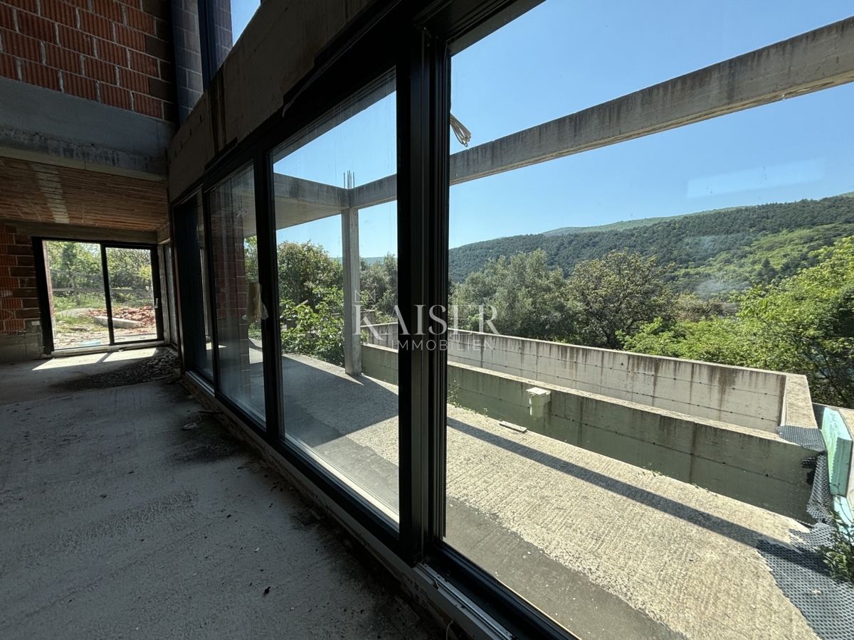 Istria, Rabac - villa unica a 90 m dal mare, 465 m2