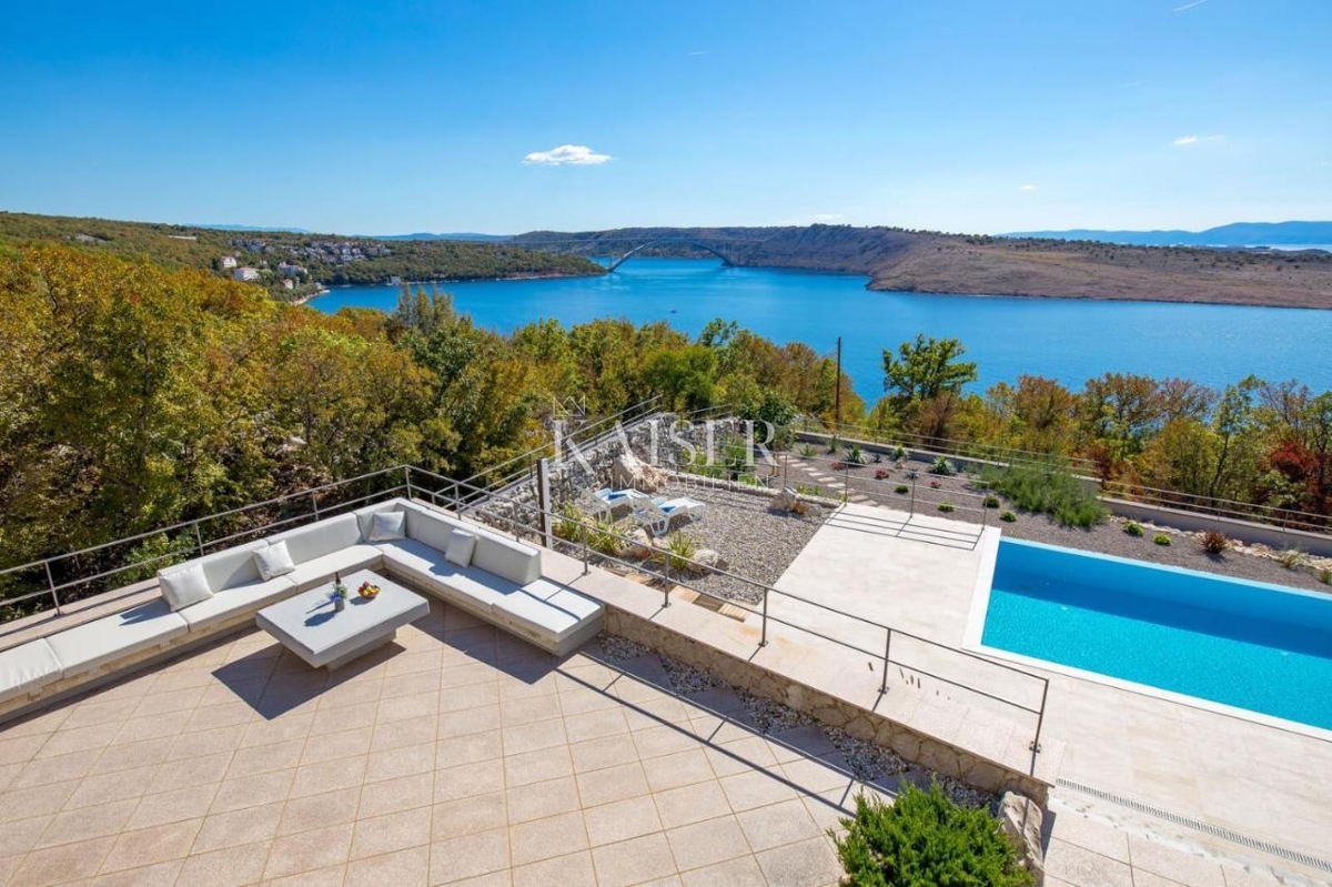 Villa Kraljevica, 460m2