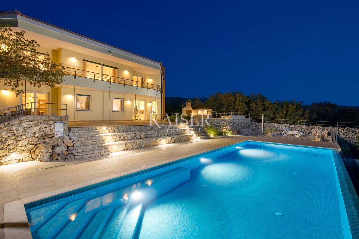 Villa Kraljevica, 460m2