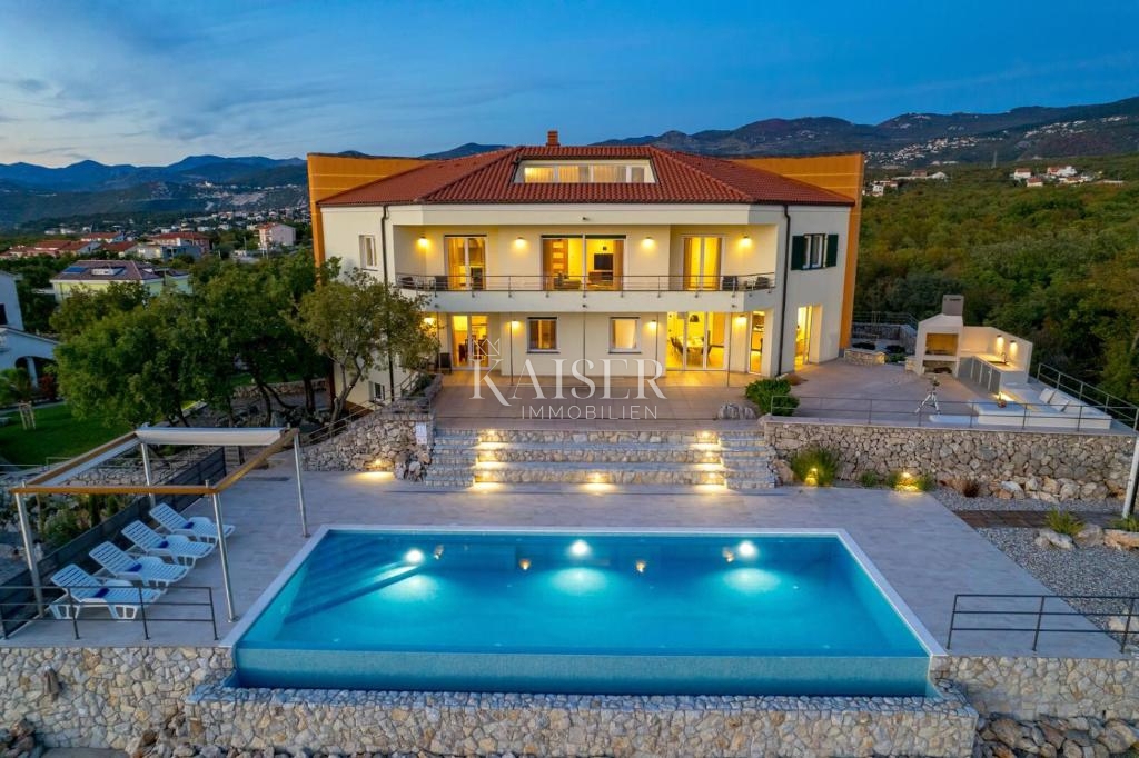 Villa Kraljevica, 460m2