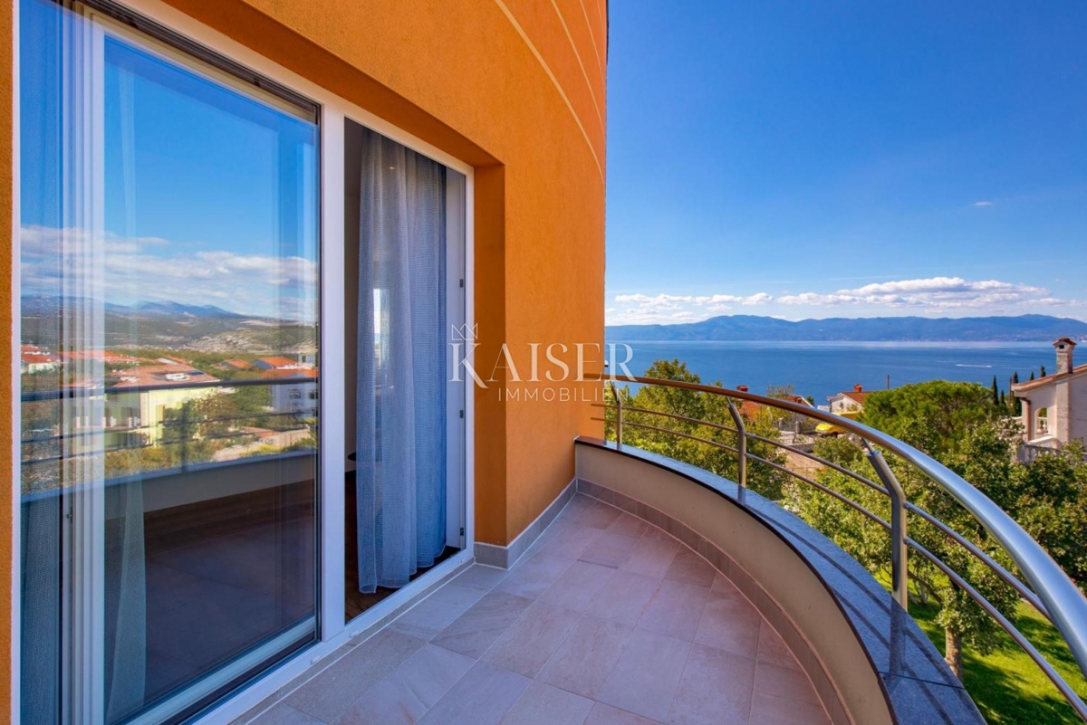 Villa Kraljevica, 460m2