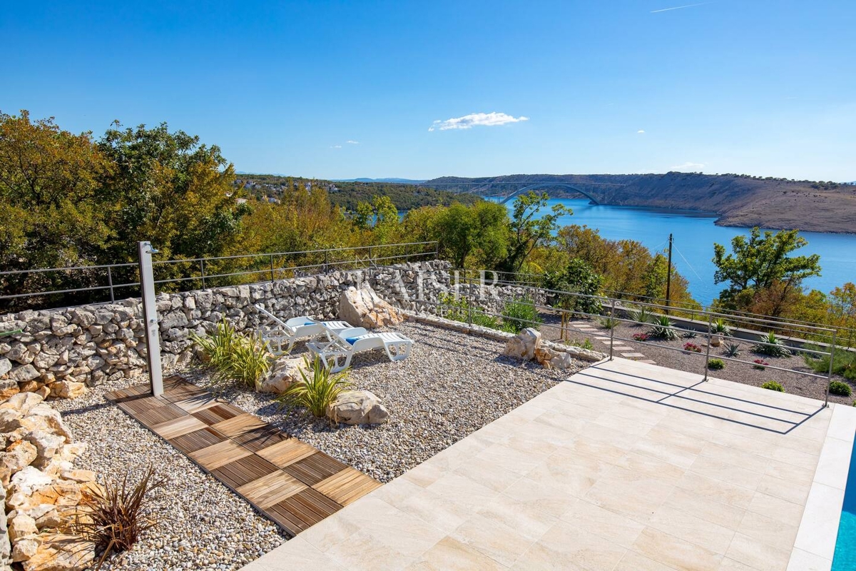 Villa Kraljevica, 460m2