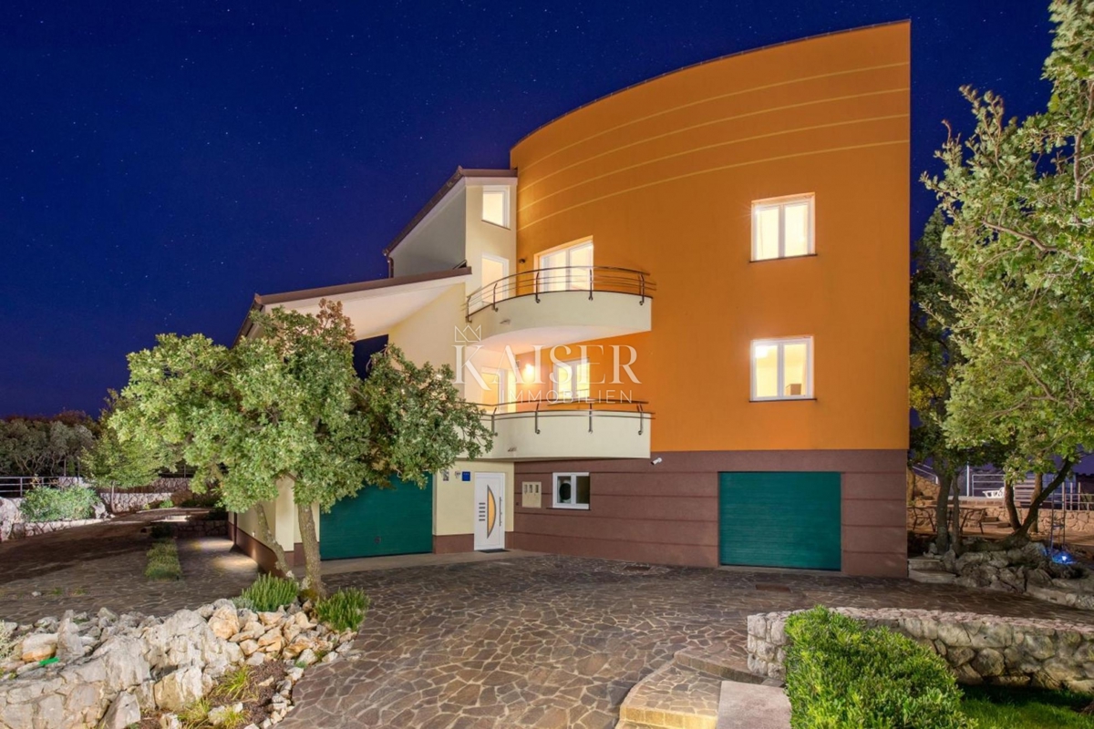 Villa Kraljevica, 460m2