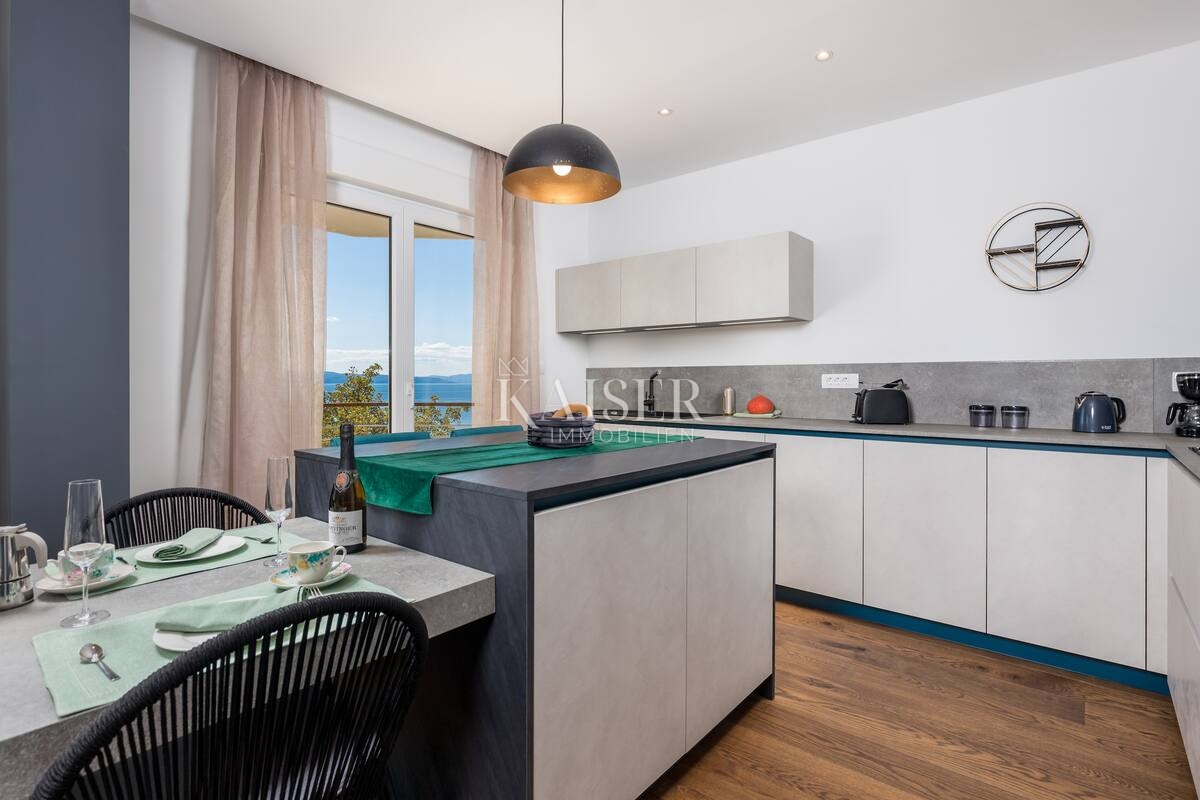 Villa Kraljevica, 460m2