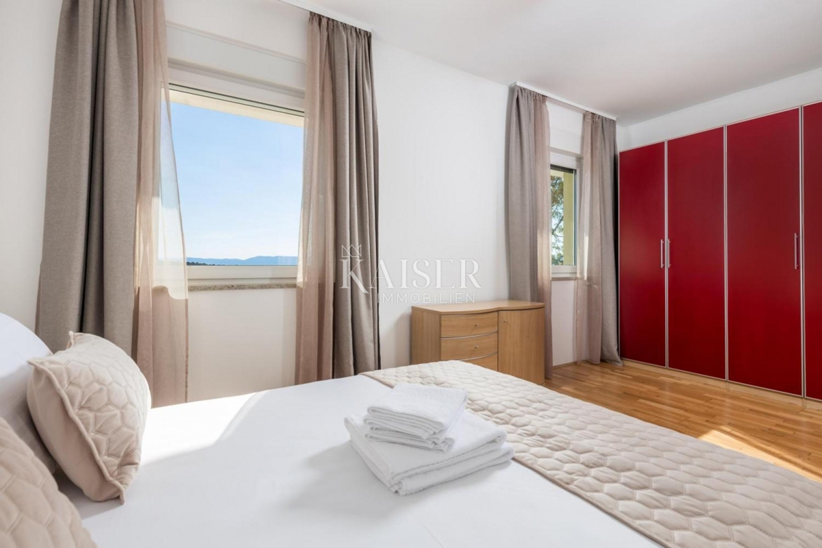 Villa Kraljevica, 460m2