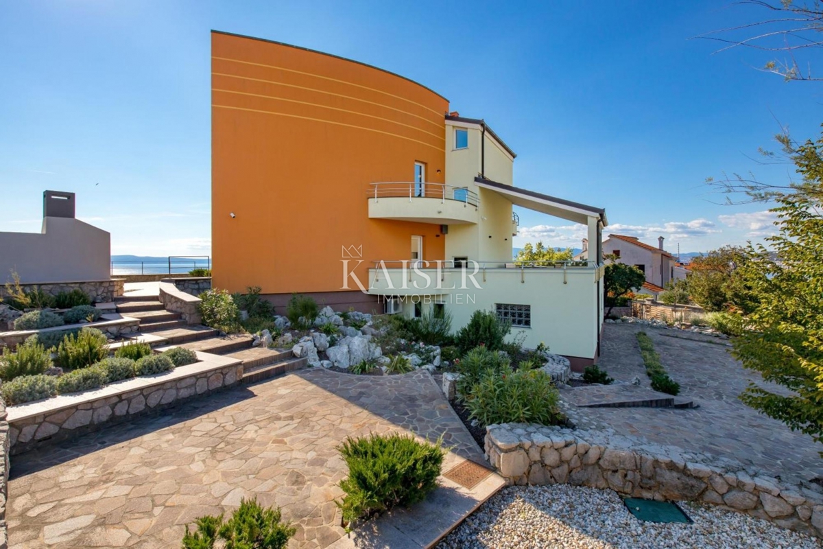 Villa Kraljevica, 460m2