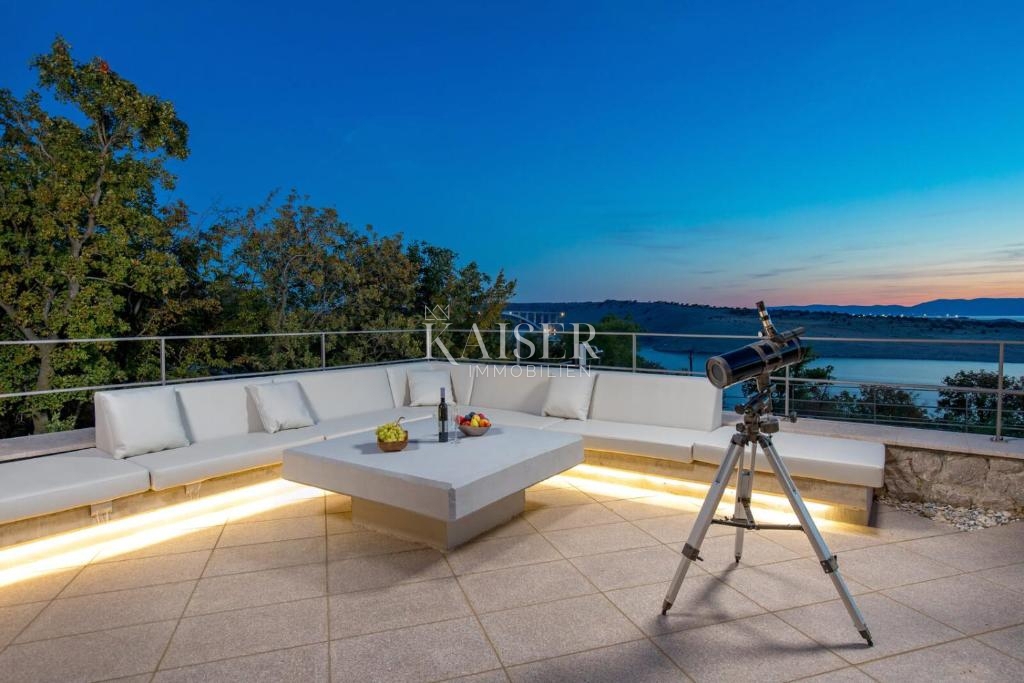 Villa Kraljevica, 460m2