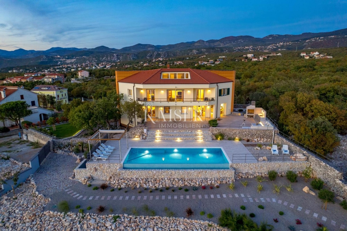 Villa Kraljevica, 460m2