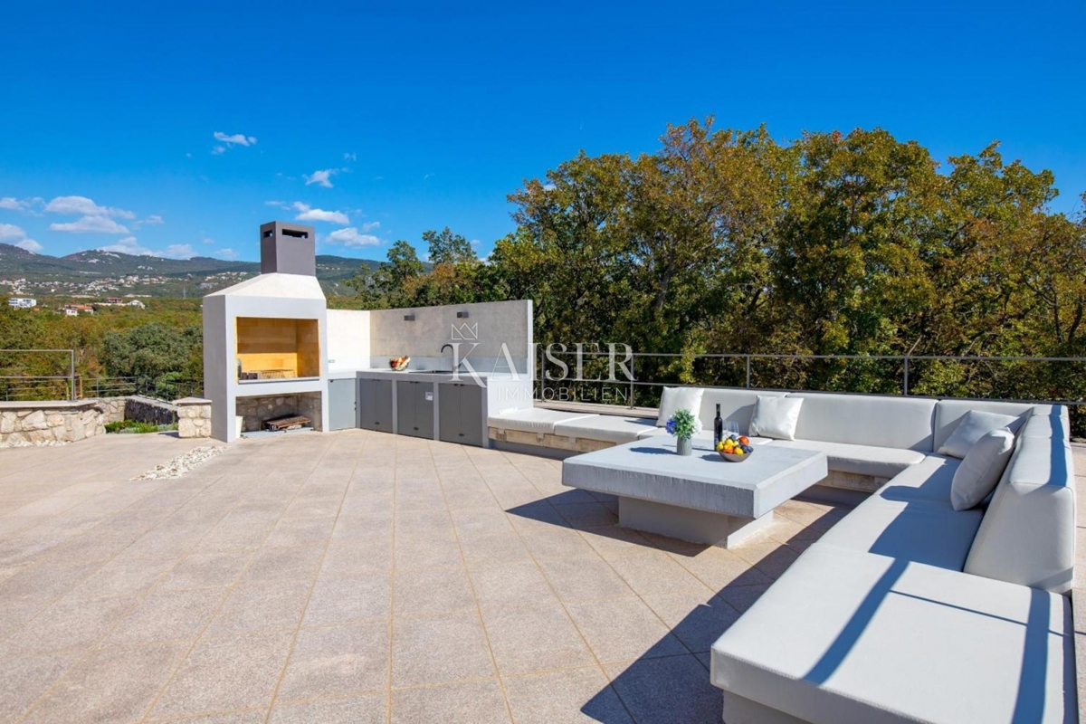 Villa Kraljevica, 460m2