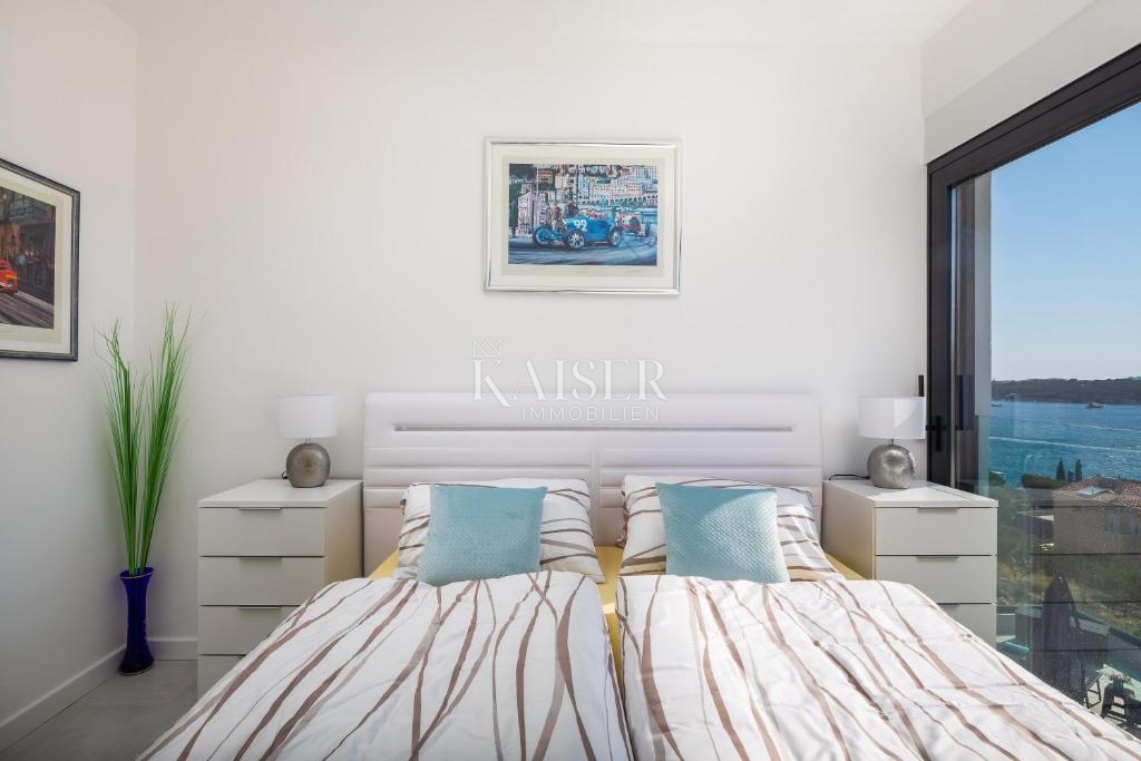 Villa Rogoznica, 300m2