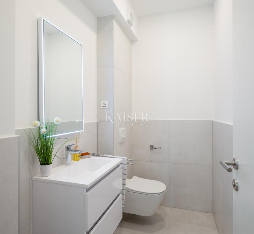 Villa Rogoznica, 300m2