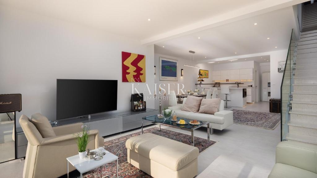 Villa Rogoznica, 300m2