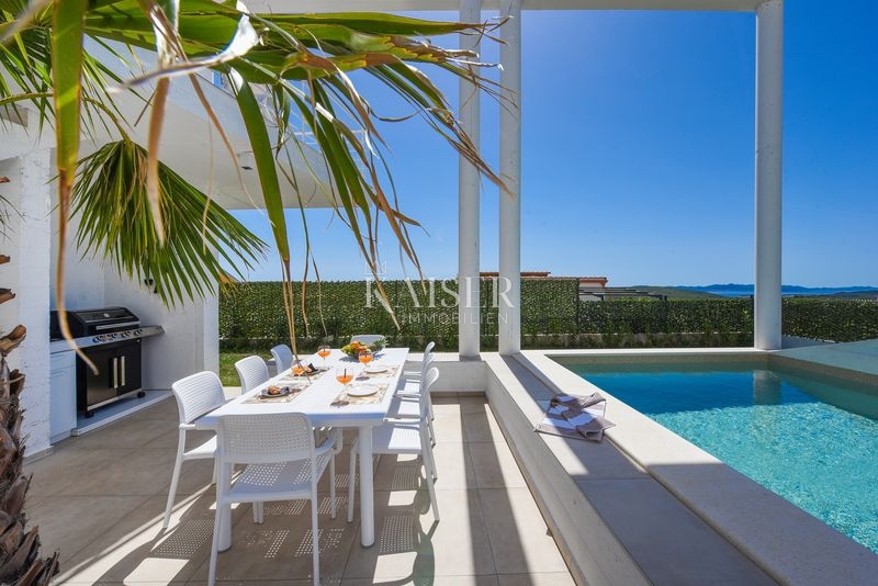 Zara - Debeljak, un gioiello architettonico nell'entroterra di San Cassiano con vista sul mare