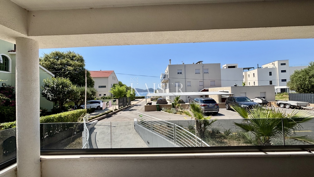 Zara-Sukošan: Lussuoso appartamento al piano terra con giardino e vista mare