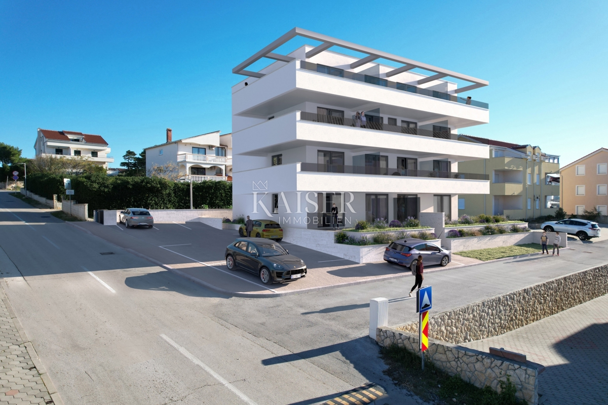 Pag, Povljana - appartamento duplex di 118,5 m2 vicino alla spiaggia.