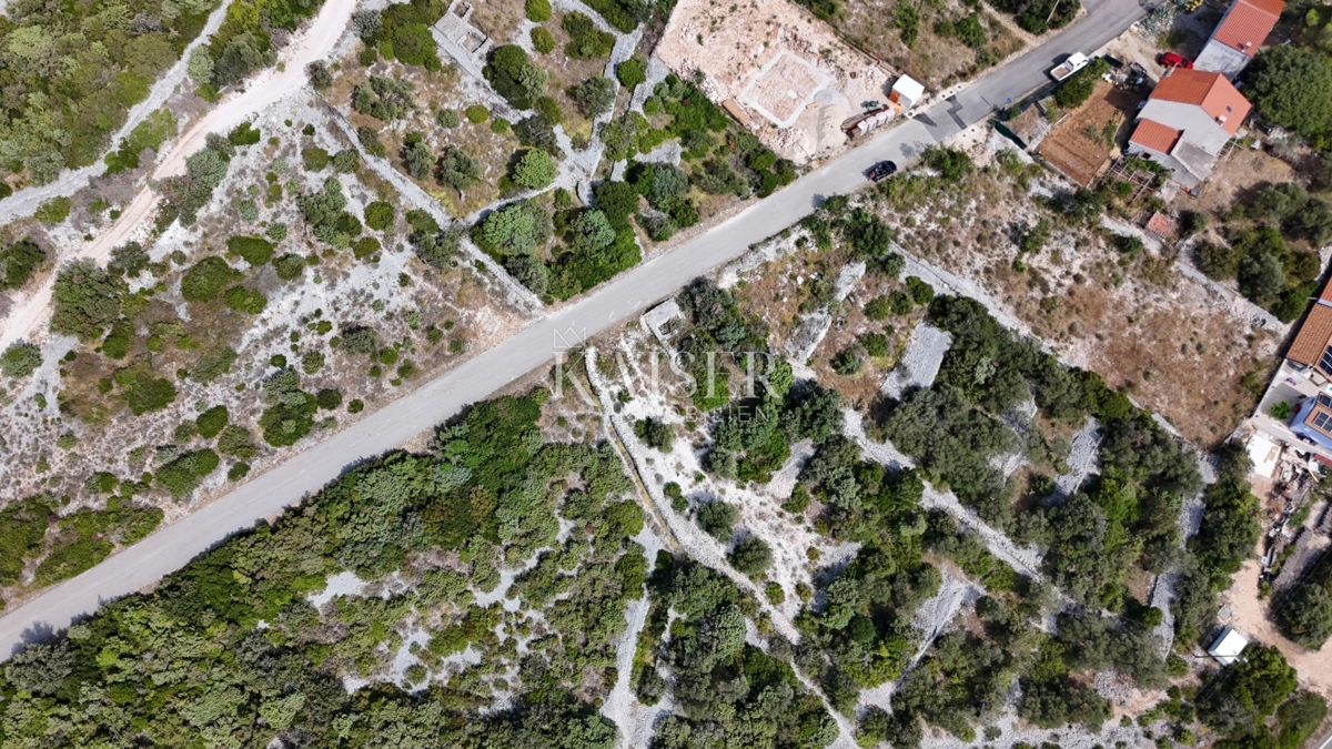 Земля під забудову Mali Lošinj, 503m2